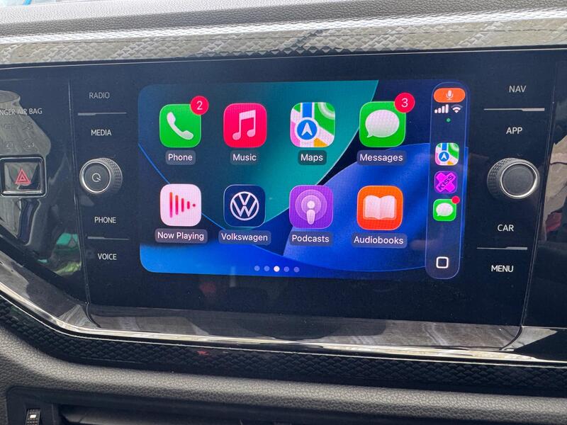Volkswagen Polo view 2