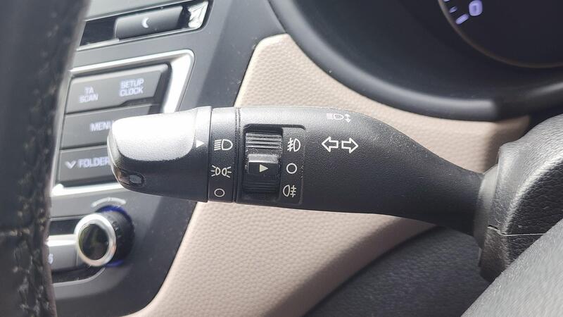 2015 Hyundai i20 — photo 34