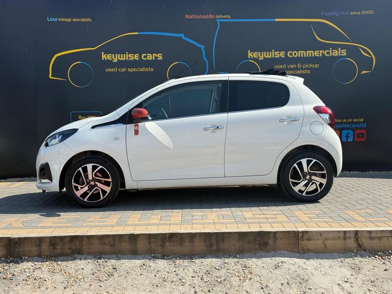 Peugeot 108 view 2