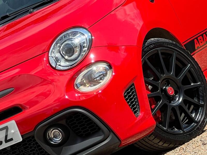 Abarth 595 view 5