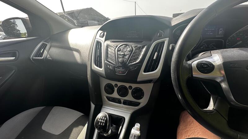 2014 Ford Focus — photo 12