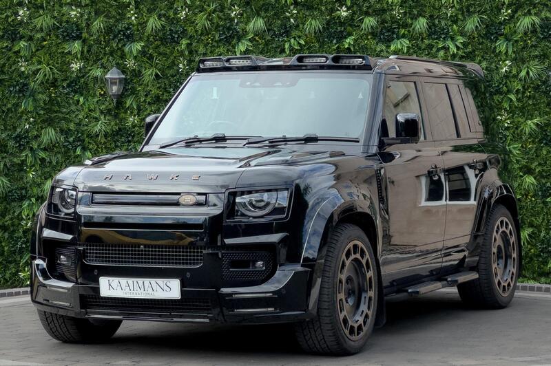 Land Rover Defender 110 view 3