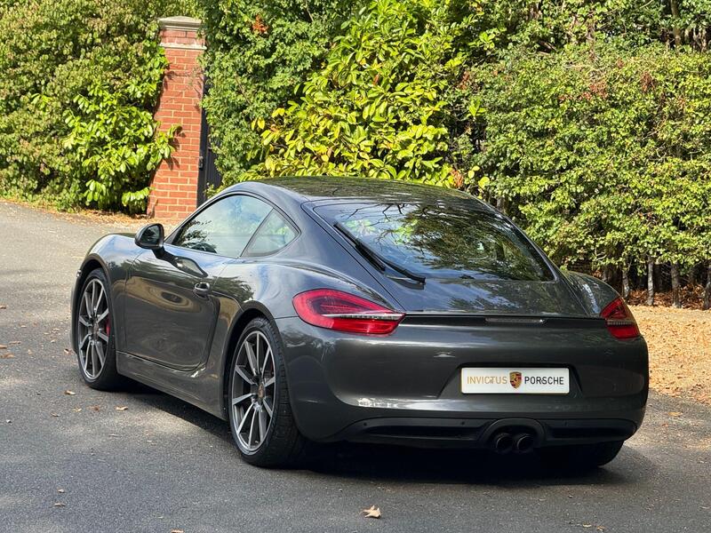 Porsche Cayman view 9