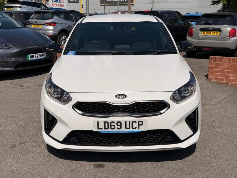 Kia Proceed view 2