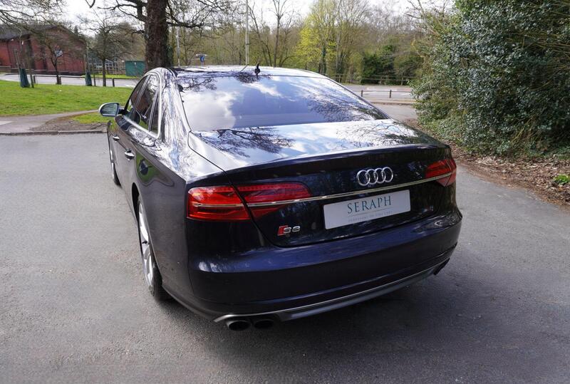 Audi Audi S8 view 3