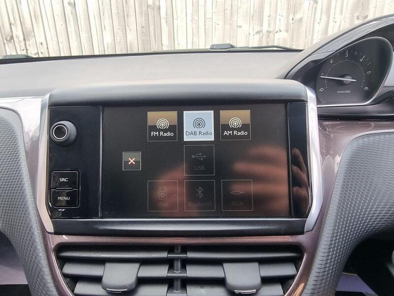 Peugeot 2008 view 7