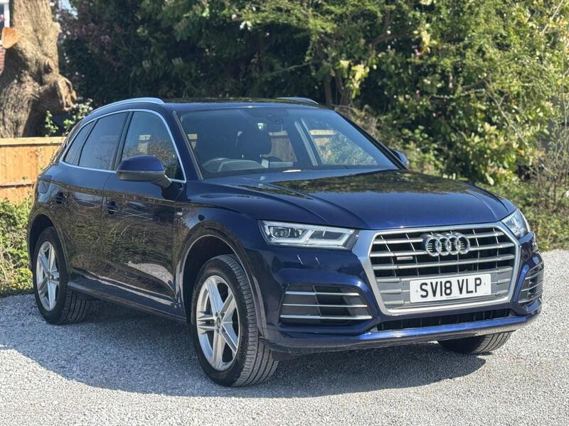 Audi Audi Q5 view 3