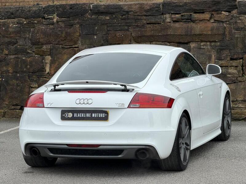 Audi TT view 7