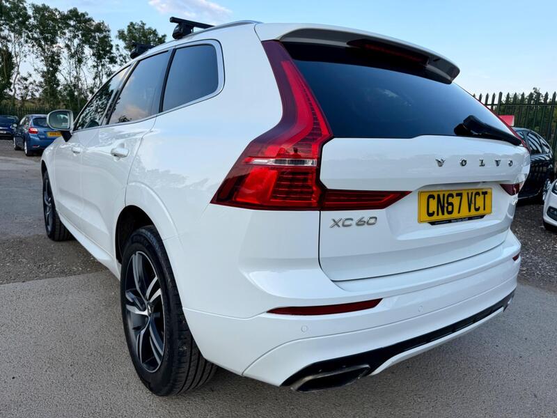 Volvo XC60 view 4