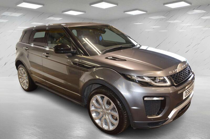 Land Rover Range Rover Evoque view 3