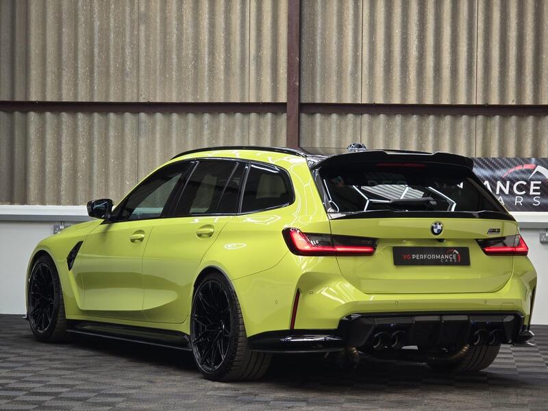BMW M3 view 4