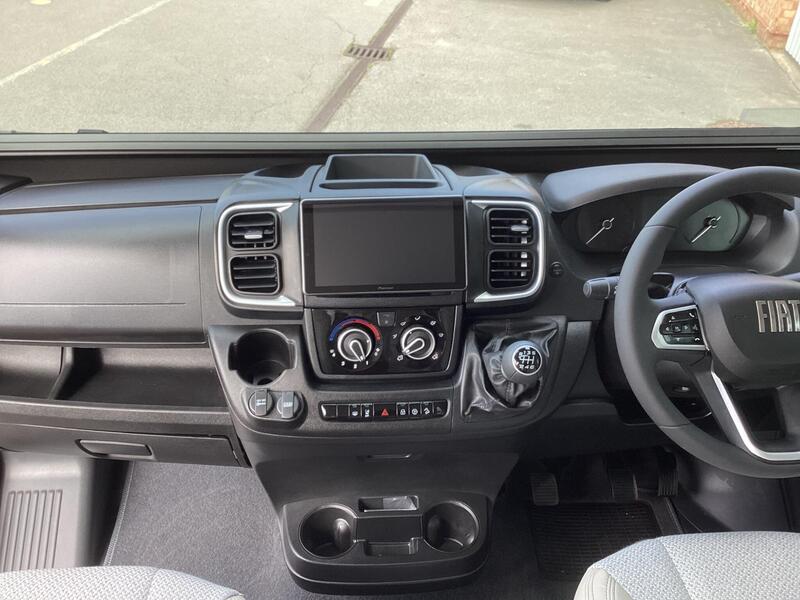 Auto-Trail V-Line 636 Sport — image 28
