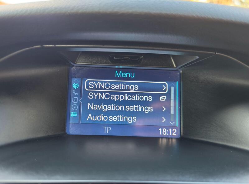 Ford Focus 1.0T EcoBoost Titanium Navigator Euro 5 (s/s) 5dr thumbnail 44