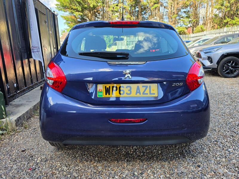 Peugeot 208 1.2 VTi Active Euro 5 3dr thumbnail 5