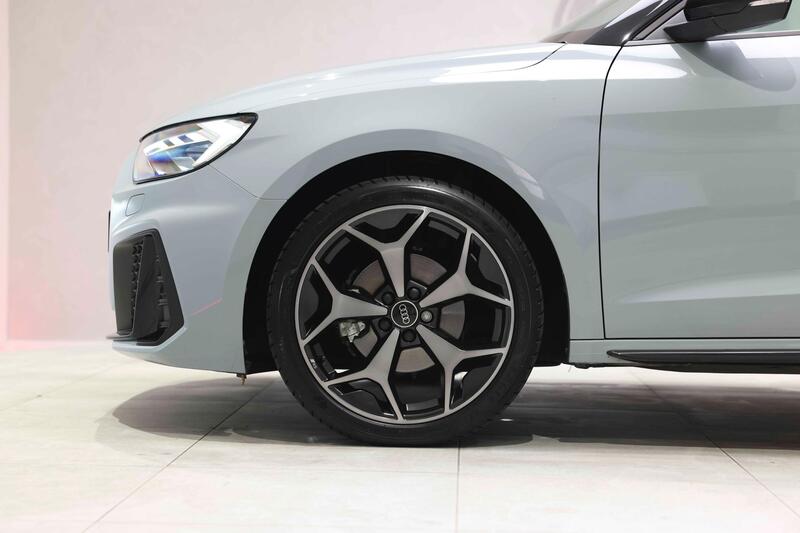 Audi A1 view 4