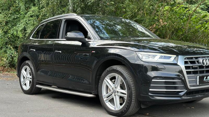 Audi Audi Q5 main image