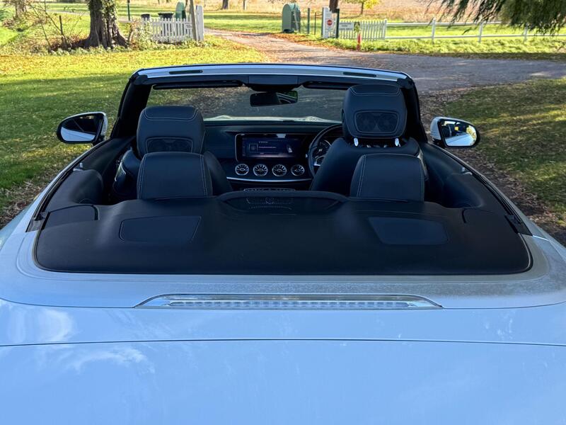 Mercedes-Benz E Class view 60