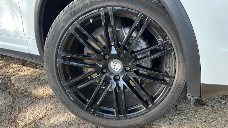 2015 Porsche Cayenne — photo 67