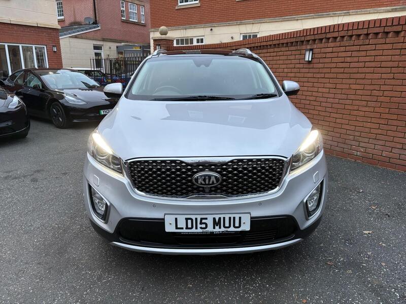 Kia Sorento view 2