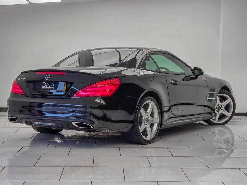 Mercedes-Benz Mercedes-Benz SL view 2