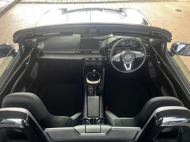 Mazda MX 5 view 6