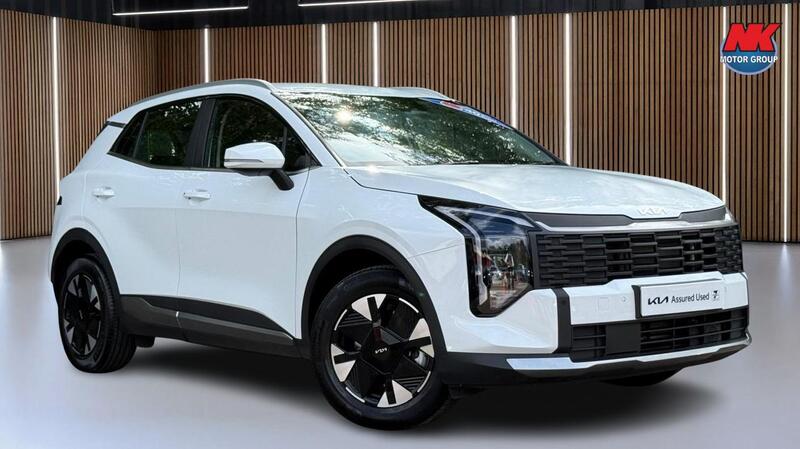 2025 Kia Sportage in White for sale