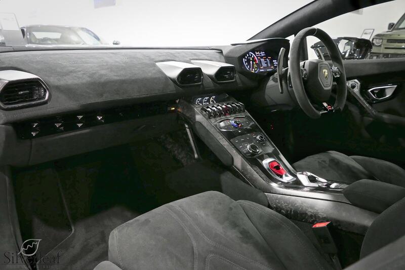 Lamborghini Huracan view 6