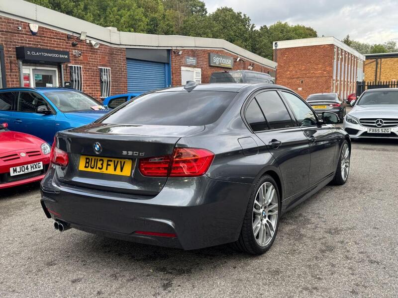 BMW 3 Series view 3