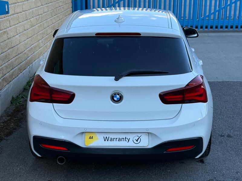 BMW 1 Series view 6