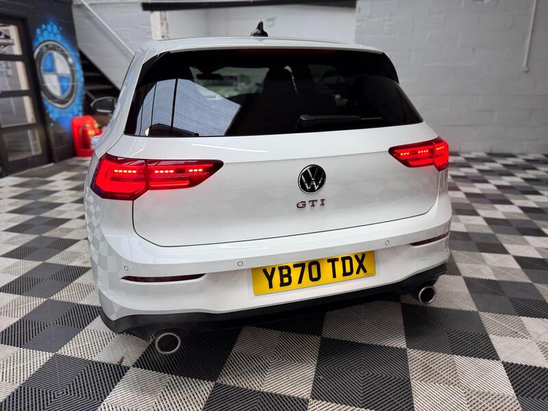Volkswagen Golf view 22