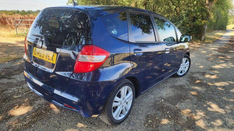 2013 Honda Jazz — photo 12