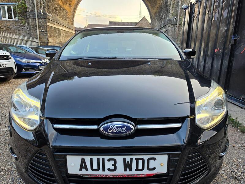 Ford Focus 1.6T EcoBoost Titanium X Euro 5 (s/s) 5dr thumbnail 52