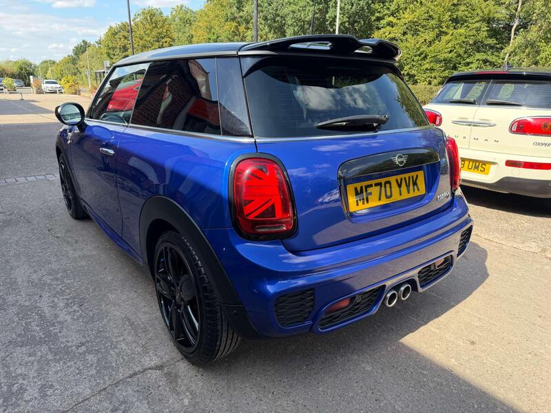 Mini Cooper view 3