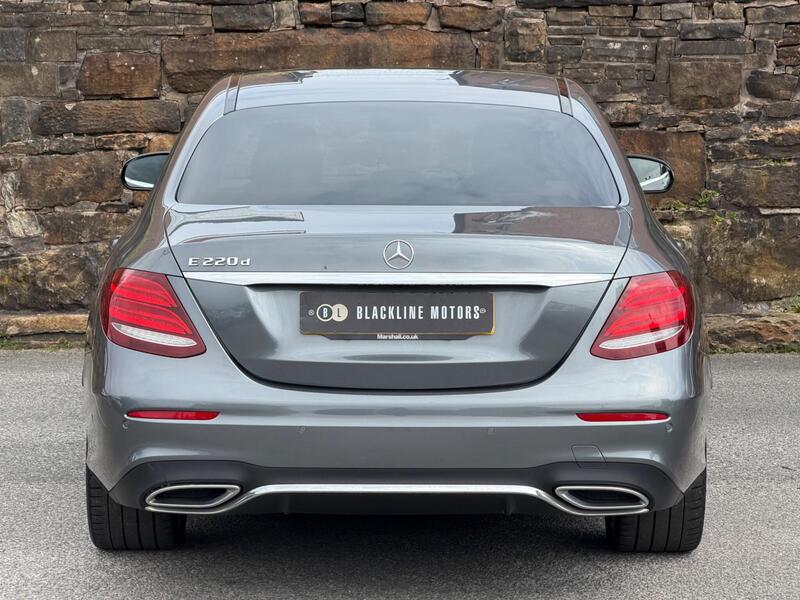 Mercedes-Benz E-Class view 6
