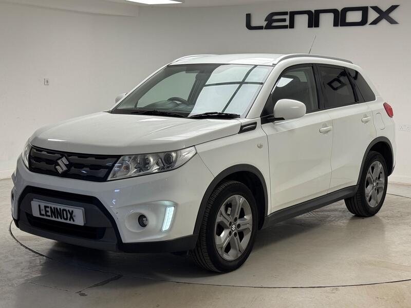 Suzuki Vitara view 3