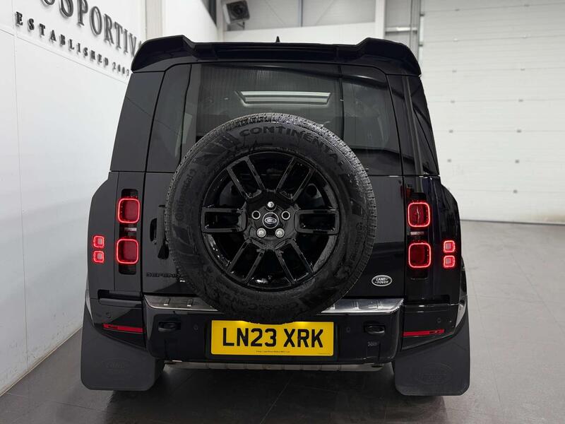 Land Rover Defender view 7