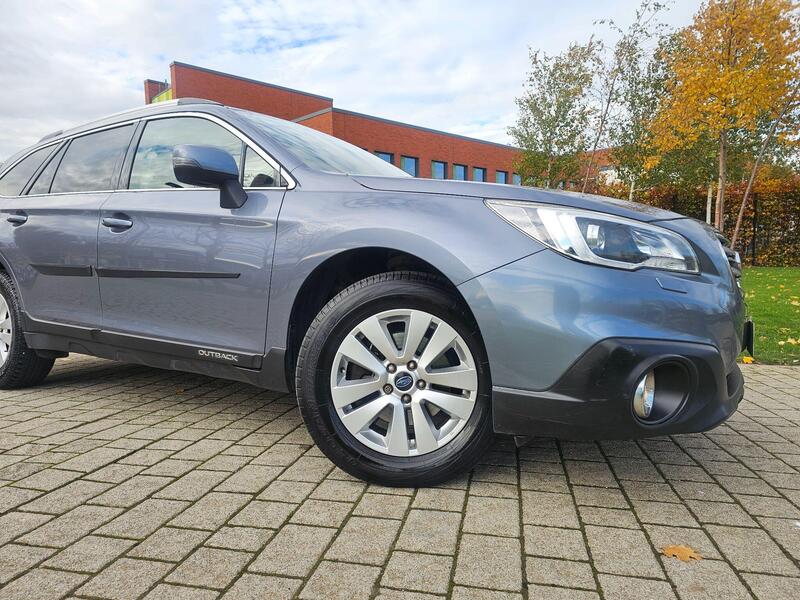 Subaru Outback view 6