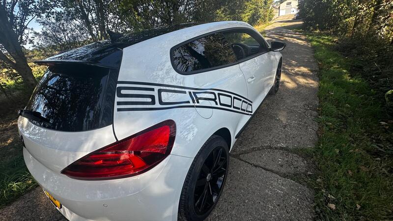 2017 Volkswagen Scirocco — photo 12