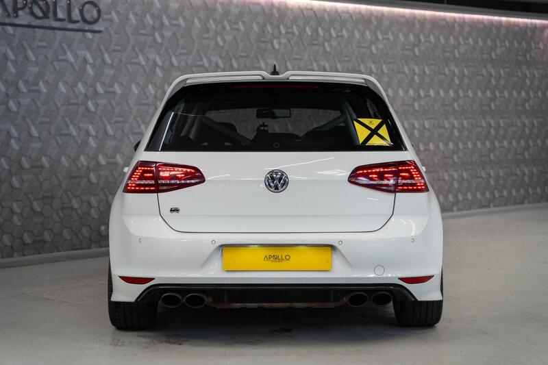 Volkswagen Golf view 4