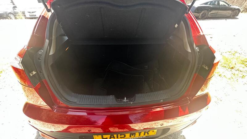 2015 Kia Rio — photo 12