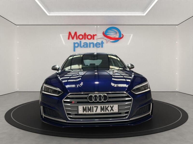 Audi S5 view 2