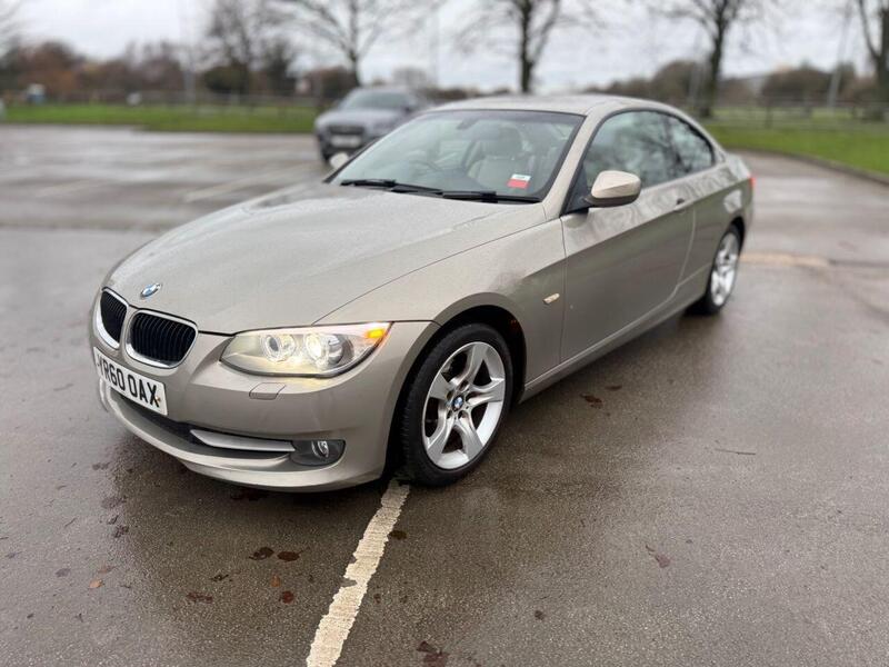 BMW 3 Series view 5