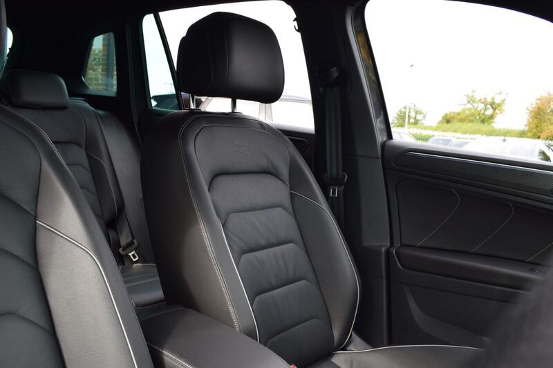 Volkswagen Tiguan view 5