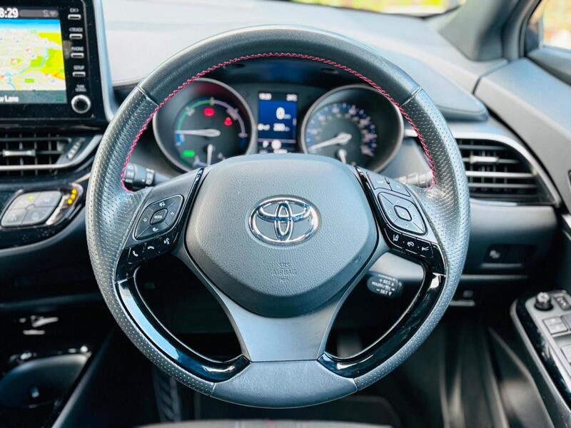Toyota C-HR view 7