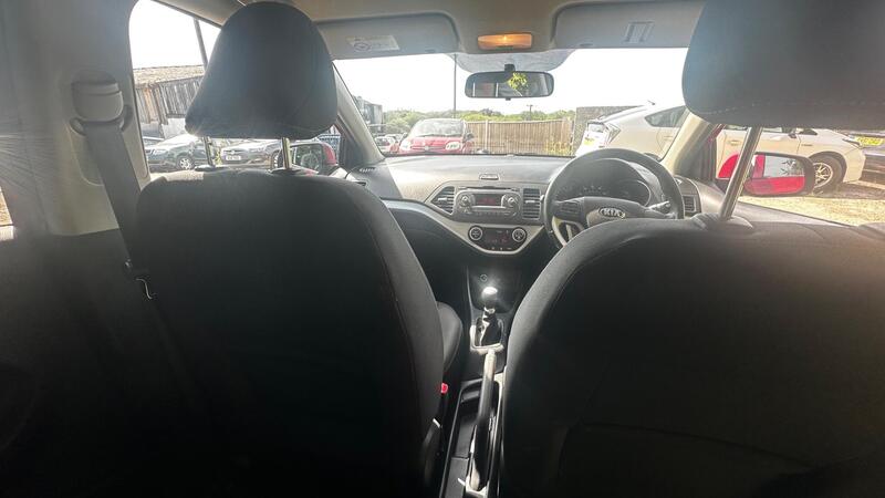 2015 Kia Picanto — photo 6