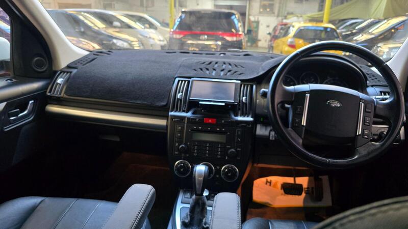 Land Rover Freelander view 4