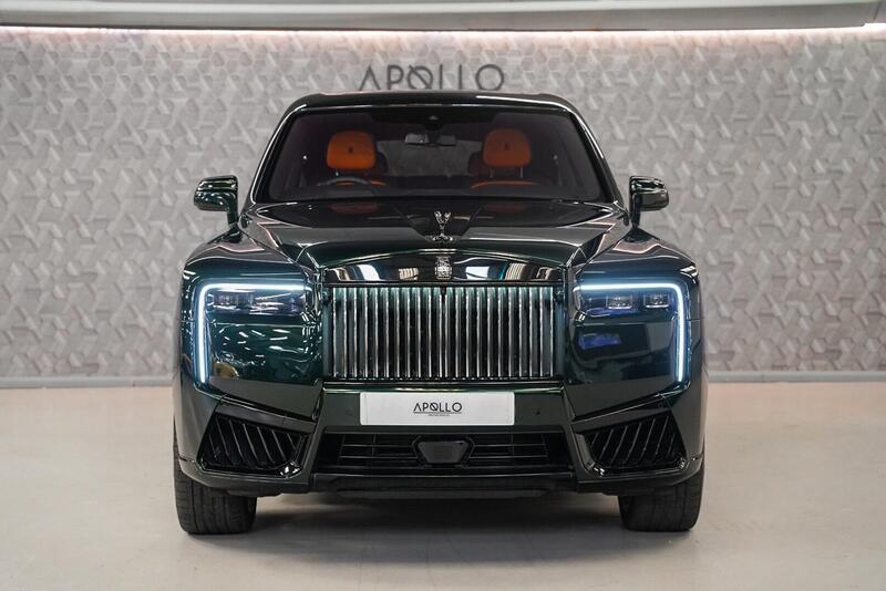 Rolls-Royce Cullinan view 4