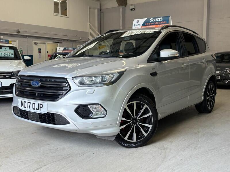 Ford Kuga view 3