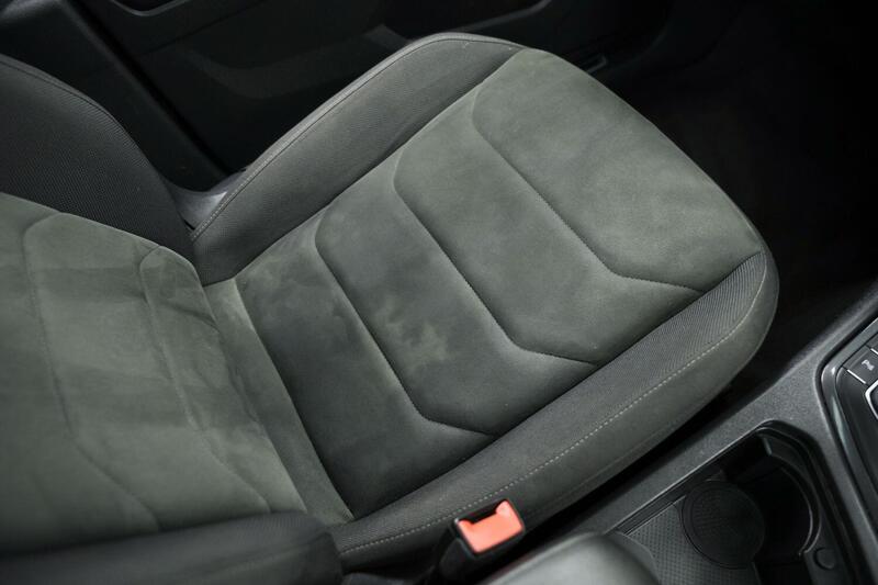 Volkswagen Tiguan view 19