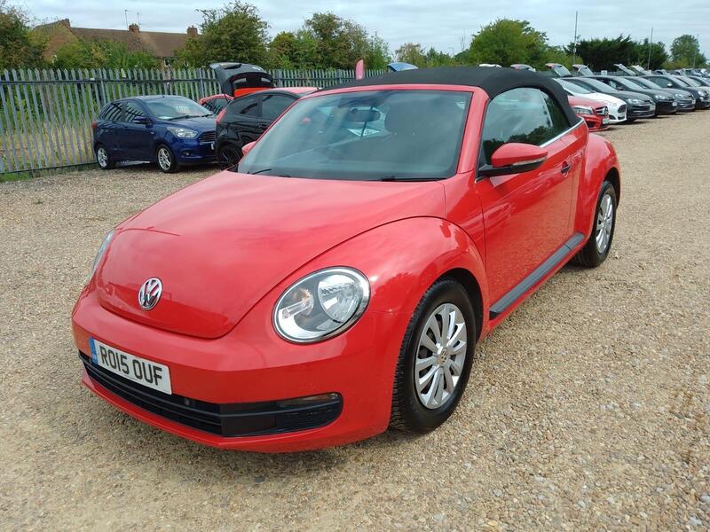 Volkswagen Beetle view 3